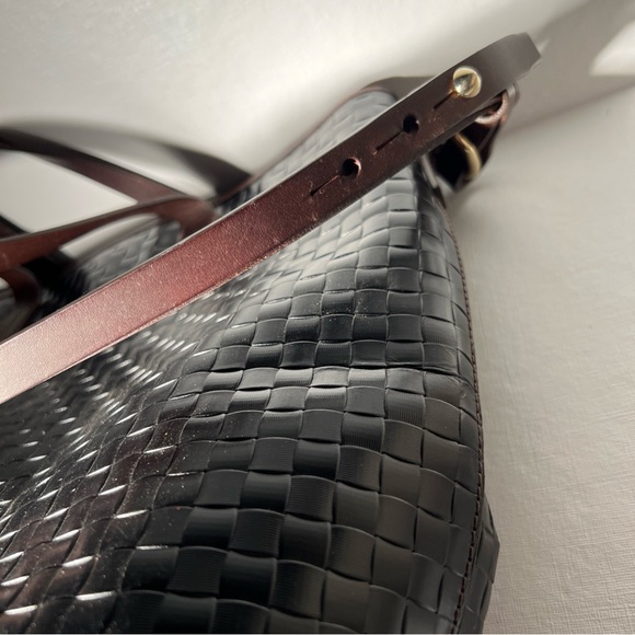 Dooney & Bourke Woven Leather Tote Black Brown Trim Shoulder Bag - Picture 12 of 16